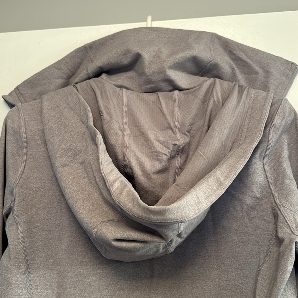 Lululemon hoodie, full zip, scuba neck, full length, purple. Size 10 - Picture 9 of 10